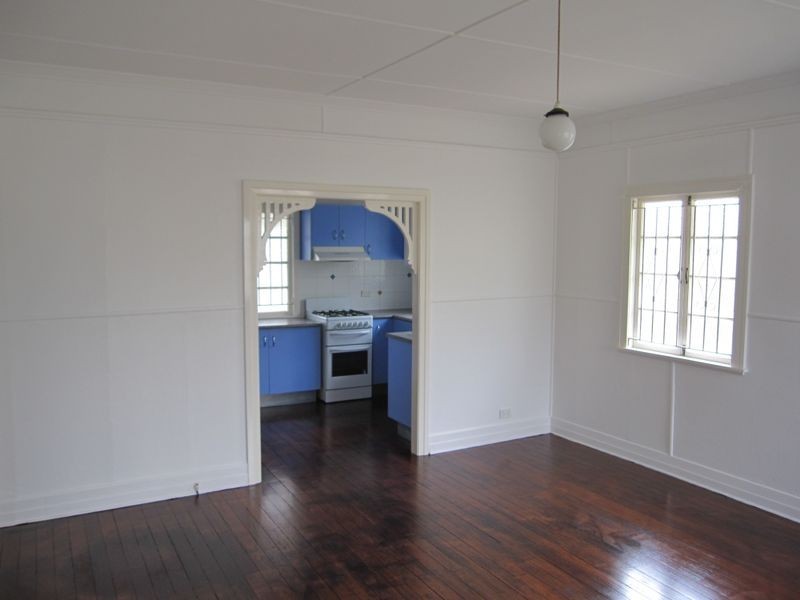2 Torrens Street, Annerley QLD 4103