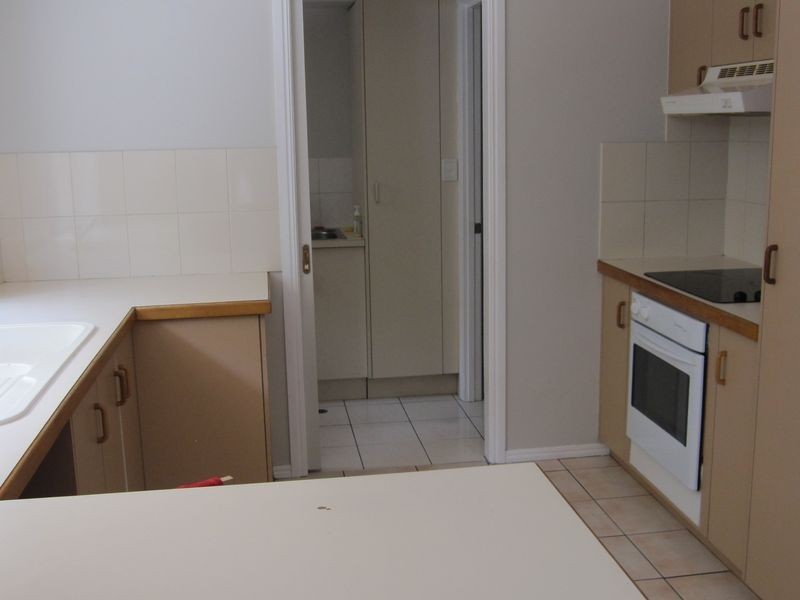 2/12 Mahina Place, Wishart QLD 4122