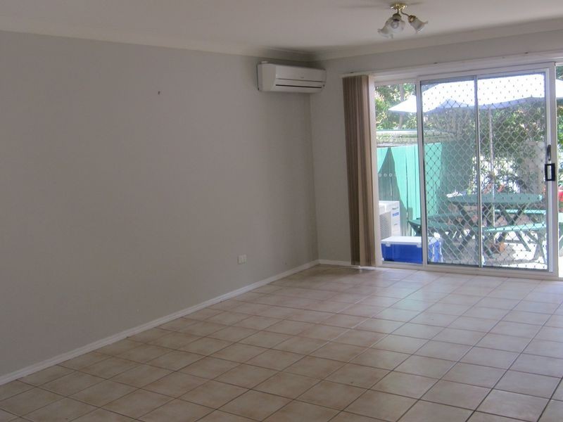 2/12 Mahina Place, Wishart QLD 4122