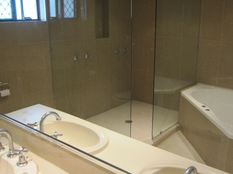 6 Bramley Court, Mount Warren Park QLD 4207