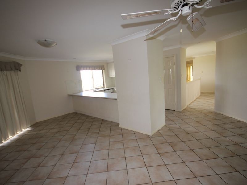 9 Lapage Street, Wishart QLD 4122