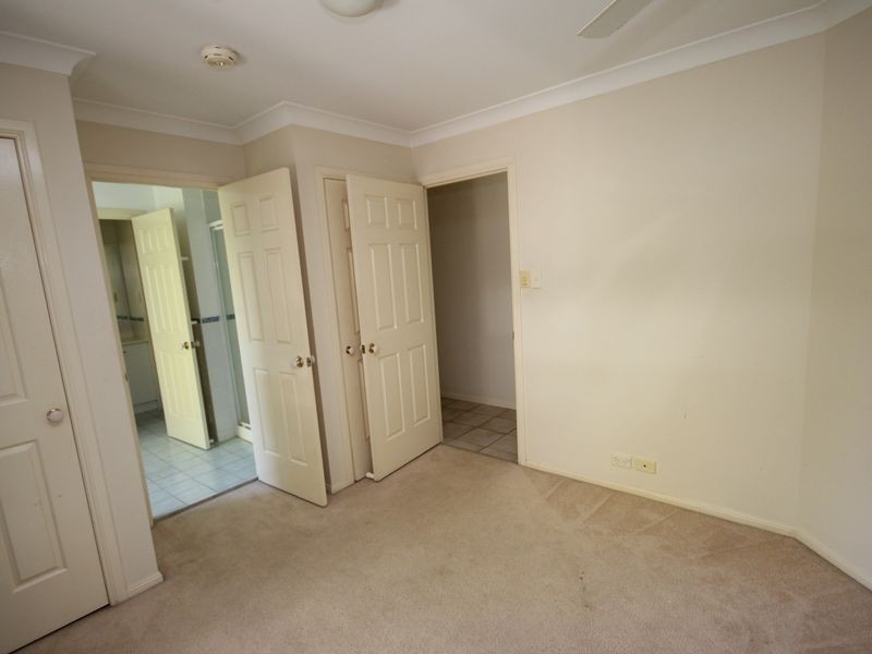 9 Lapage Street, Wishart QLD 4122