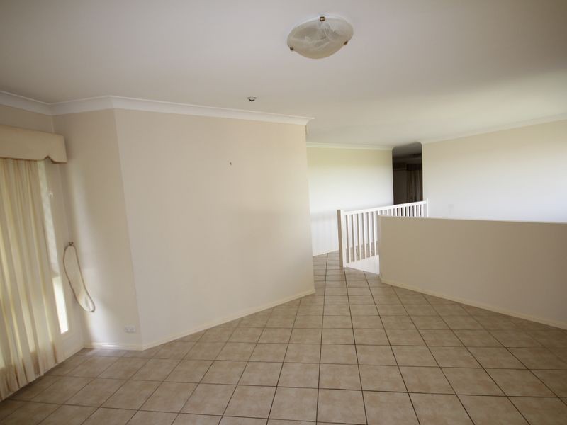 9 Lapage Street, Wishart QLD 4122