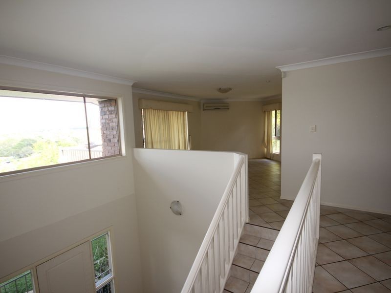 9 Lapage Street, Wishart QLD 4122