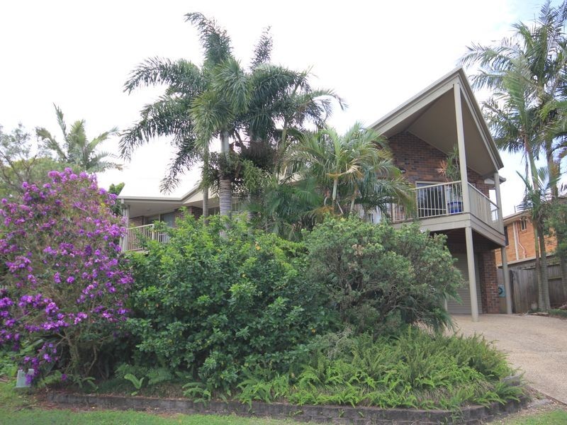 9 Lapage Street, Wishart QLD 4122