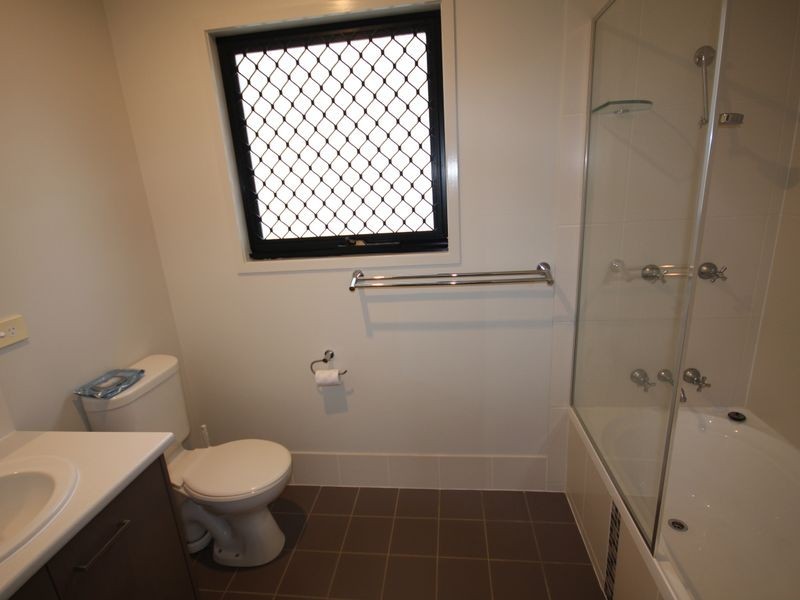 2/33 Paragon Street, Yeronga QLD 4104