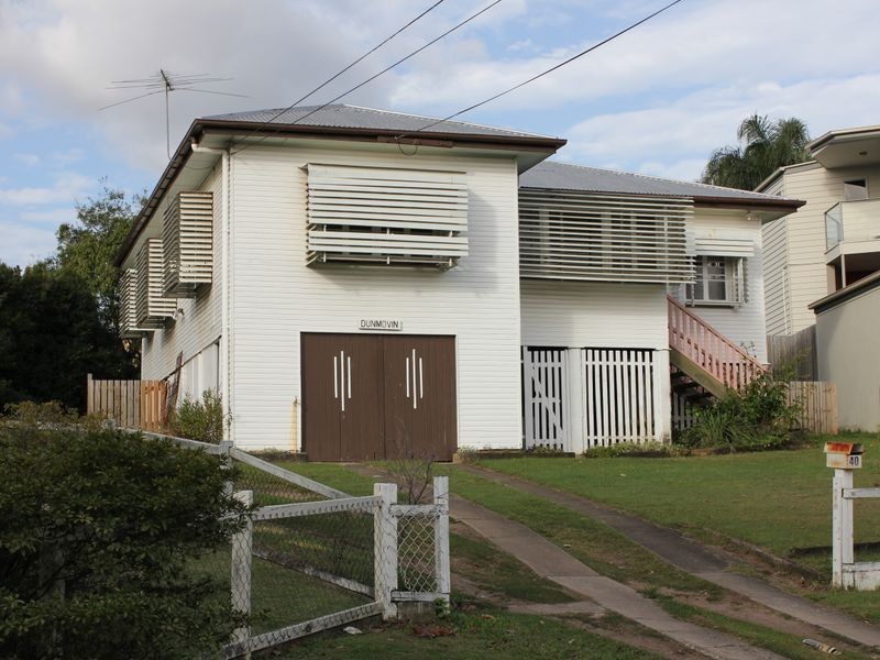 40 Embie Street, Holland Park West QLD 4121