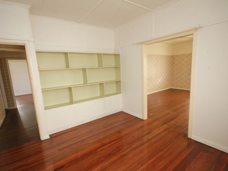 40 Embie Street, Holland Park West QLD 4121