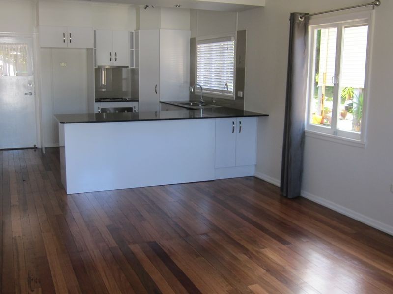 100 Lindwall Street, Upper Mount Gravatt QLD 4122