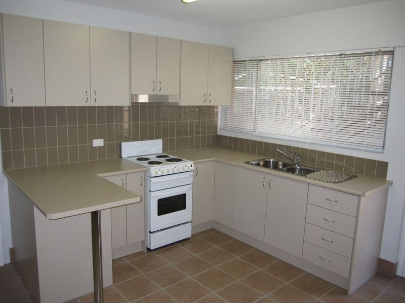 1/33 Knight Street, Greenslopes QLD 4120