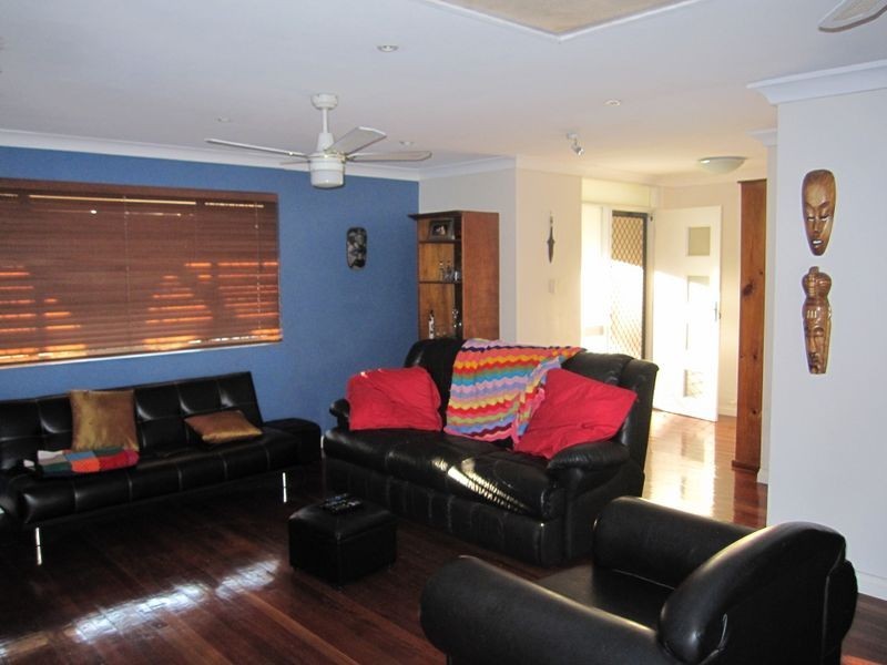 11 Buttercup Street, Mansfield QLD 4122