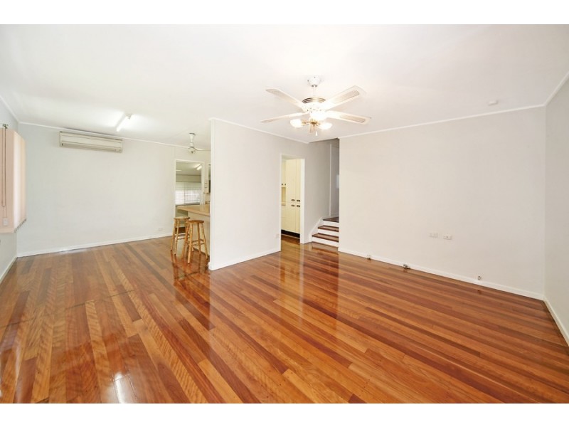 2 Enfield Street, Mount Gravatt East QLD 4122