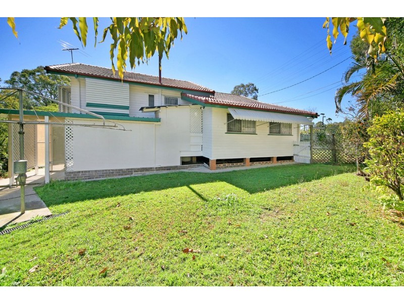 2 Enfield Street, Mount Gravatt East QLD 4122