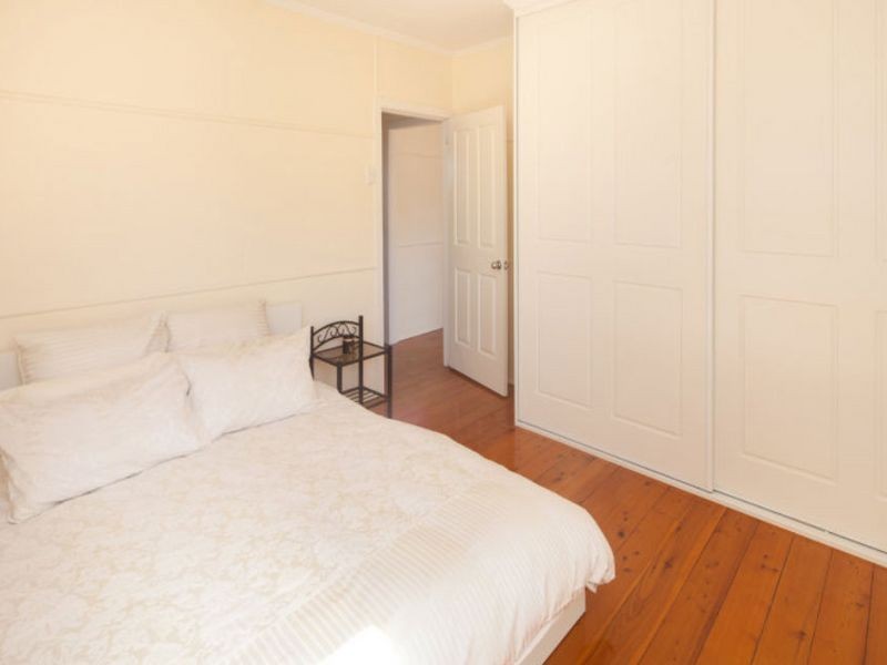 5 Wanda Rd, Upper Mount Gravatt QLD 4122