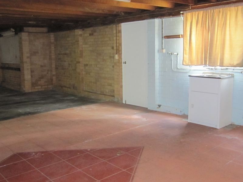 11 Larwood St, Upper Mount Gravatt QLD 4122