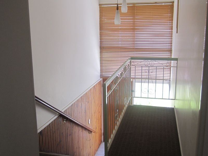 11 Larwood St, Upper Mount Gravatt QLD 4122