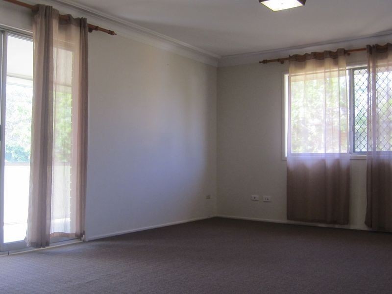 11 Larwood St, Upper Mount Gravatt QLD 4122