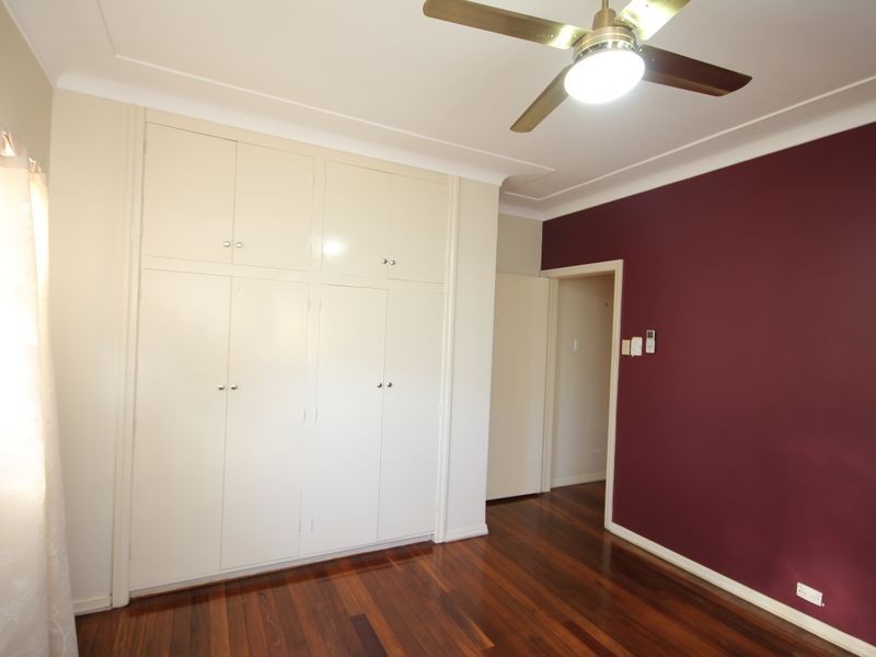 4 Derwent Street, Upper Mount Gravatt QLD 4122