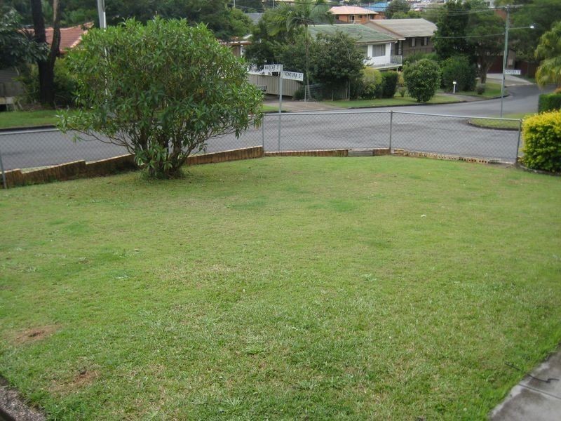 1 Ventura Street, Upper Mount Gravatt QLD 4122