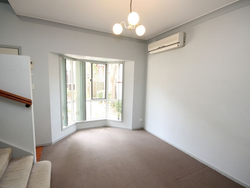 15/27-35 Lani Street, Wishart QLD 4122