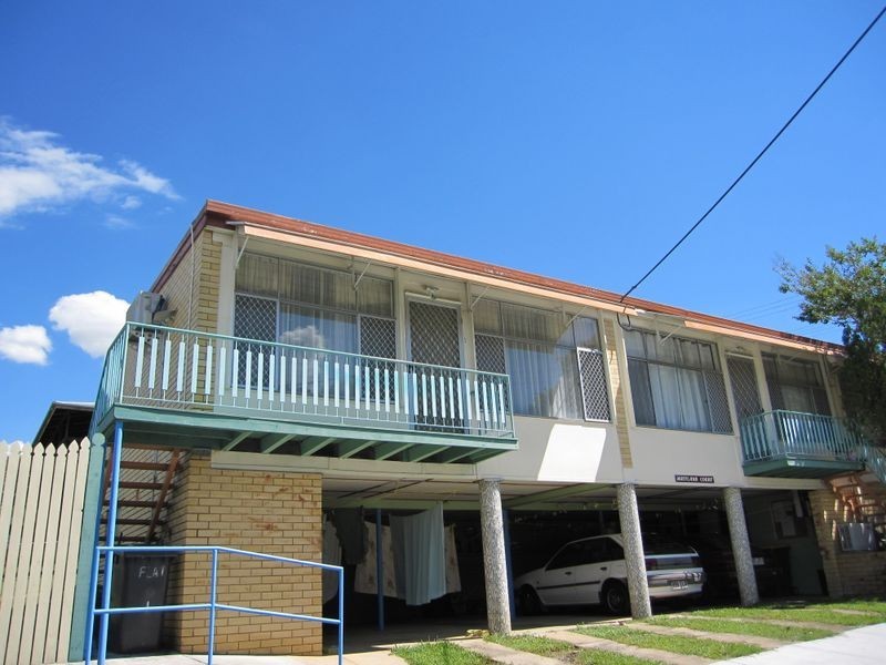 2/894 Logan Road, Holland Park QLD 4121