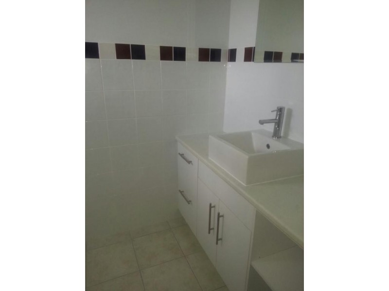 11 Nidalla Street, Macgregor QLD 4109