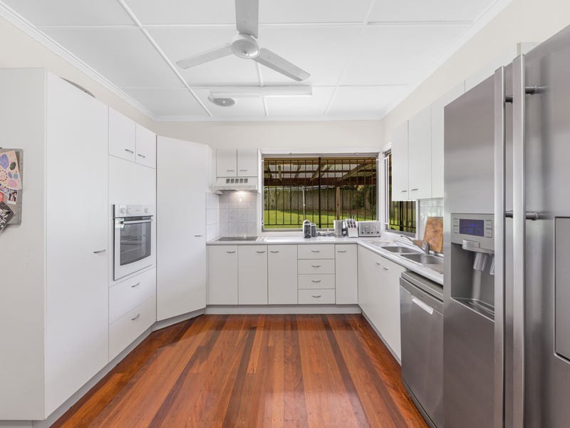 107 Weller Road, Tarragindi QLD 4121