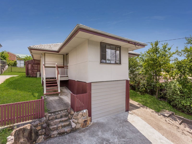 107 Weller Road, Tarragindi QLD 4121