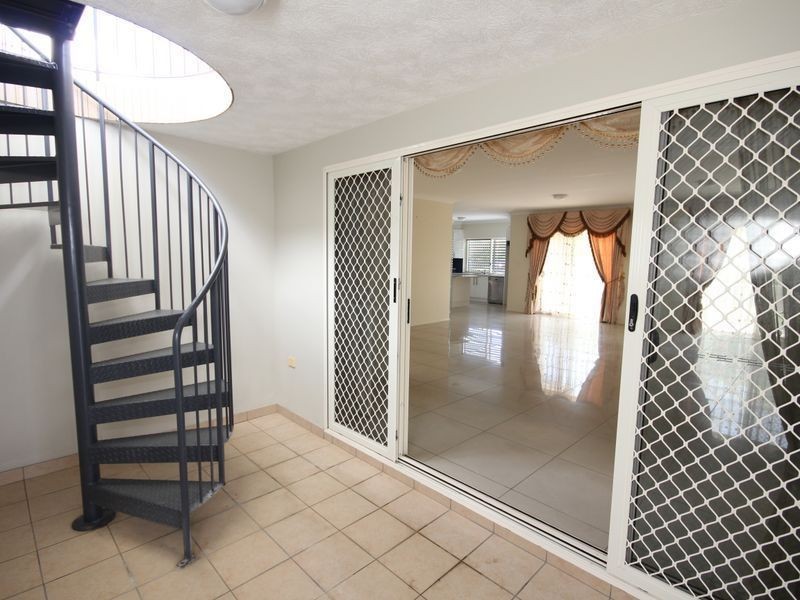 2/36 Tenby Street, Mount Gravatt QLD 4122