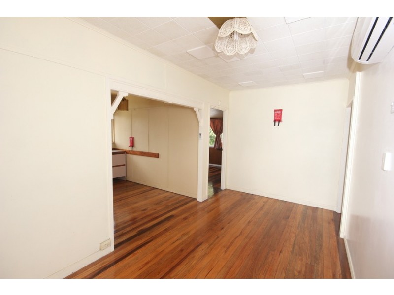 1 Somerfield Street, Upper Mount Gravatt QLD 4122