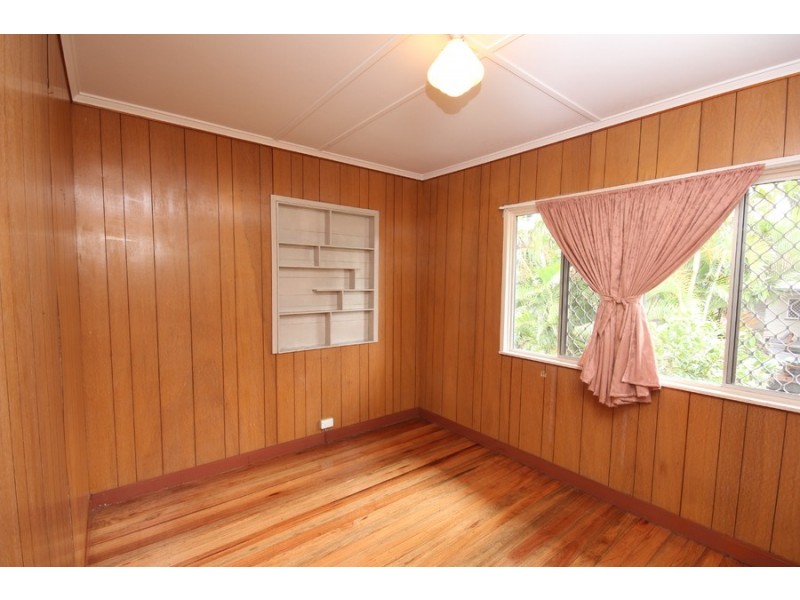 1 Somerfield Street, Upper Mount Gravatt QLD 4122