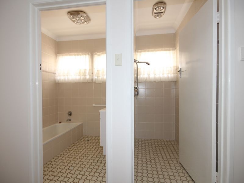 764 Old Cleveland Road, Camp Hill QLD 4152