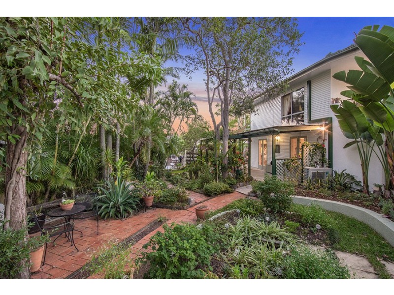 29 Handon Street, Mansfield QLD 4122