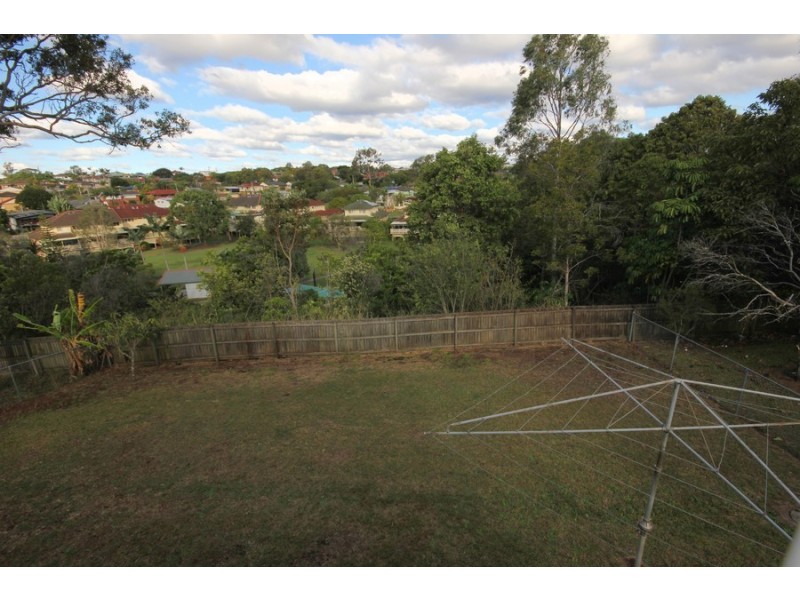 111 Creek Road, Mount Gravatt East QLD 4122