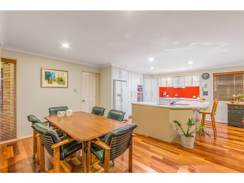 62 Oak Place, Mackenzie QLD 4156