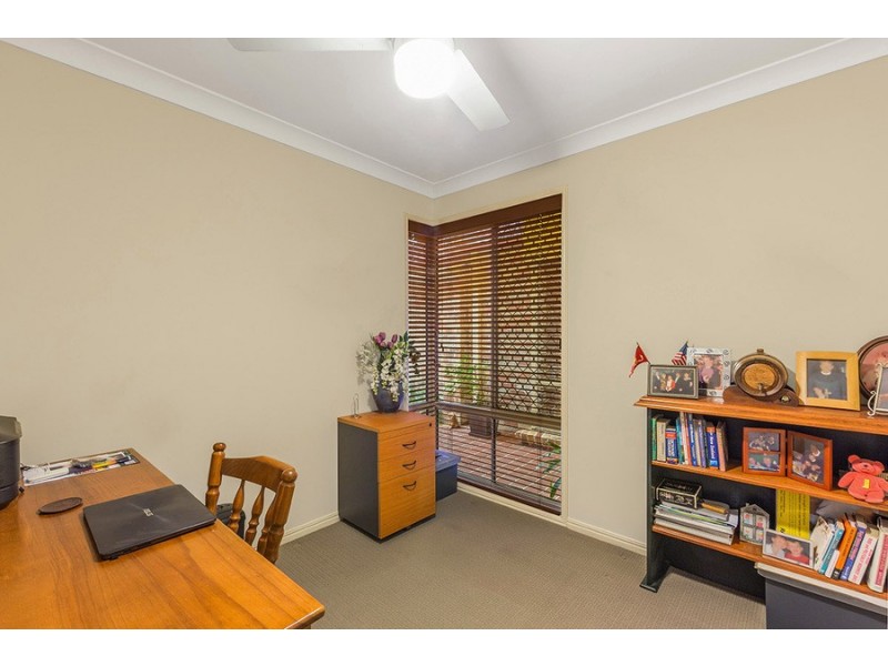 62 Oak Place, Mackenzie QLD 4156