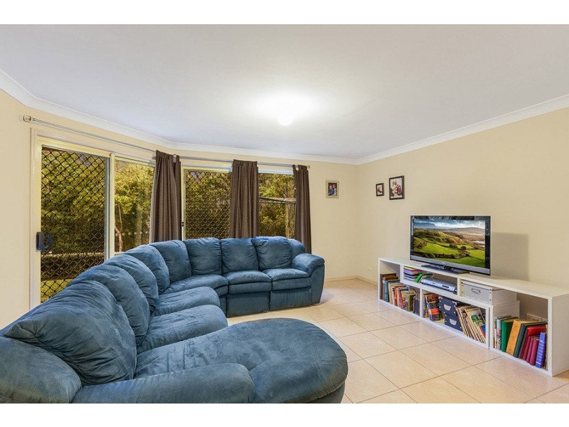 62 Oak Place, Mackenzie QLD 4156