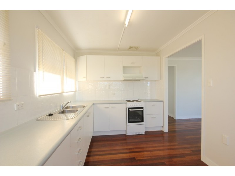 24 Marnham Street, Acacia Ridge QLD 4110