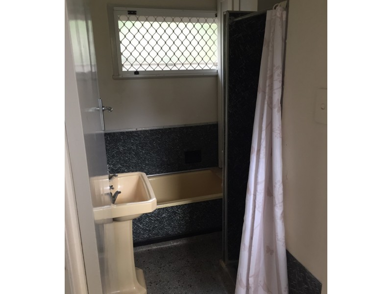 1/123 Tranters Avenue, Camp Hill QLD 4152