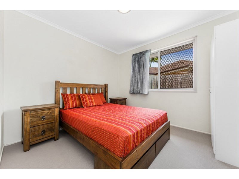 529 Broadwater Road, Mansfield QLD 4122