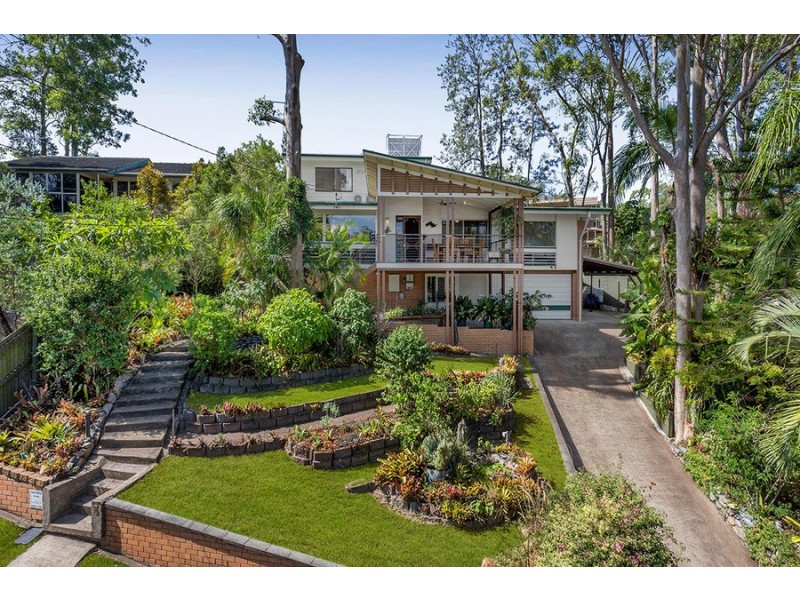 5 Baloo Street, Holland Park West QLD 4121