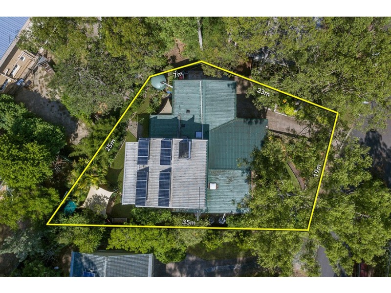 5 Baloo Street, Holland Park West QLD 4121