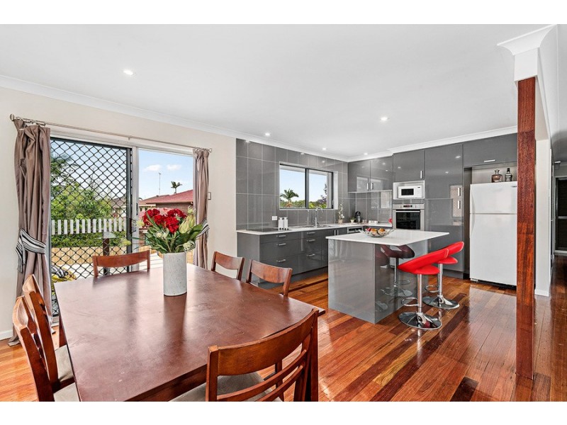 23 Swanfield Street, Macgregor QLD 4109