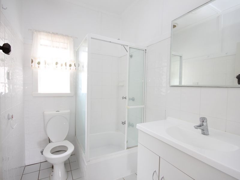 16 Springwood Street, Mount Gravatt East QLD 4122