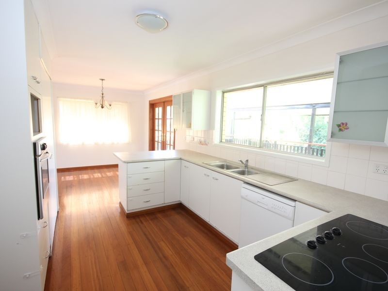 65 Morialta Street, Mansfield QLD 4122