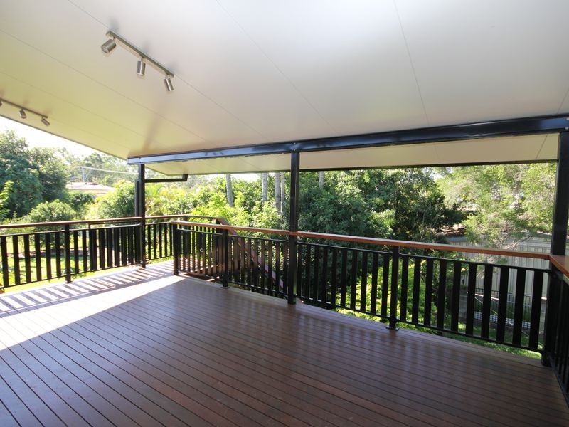 65 Morialta Street, Mansfield QLD 4122