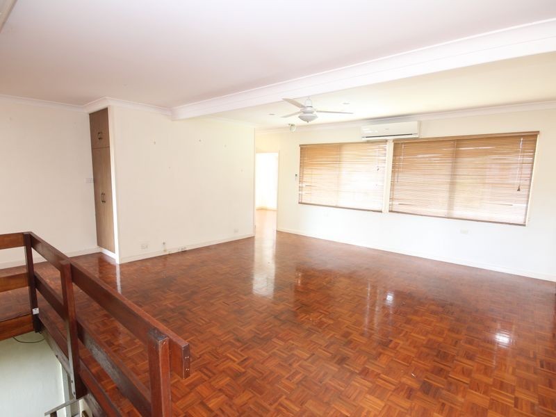 38 Grunert Street, Holland Park QLD 4121