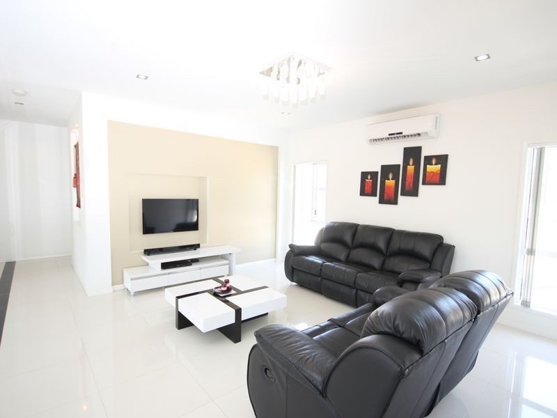 86 Holmead Road, Eight Mile Plains QLD 4113