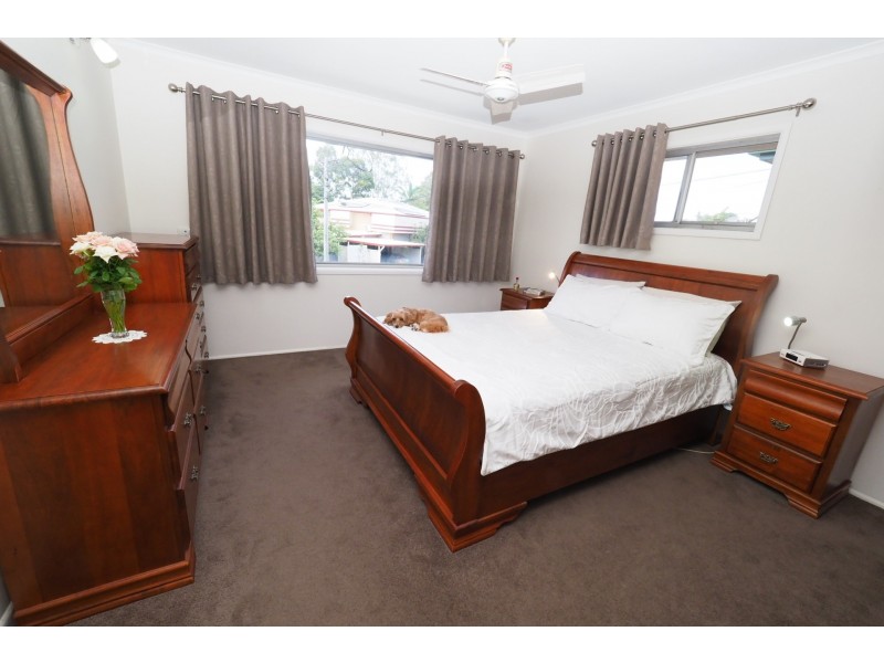 64 Morialta Street, Mansfield QLD 4122