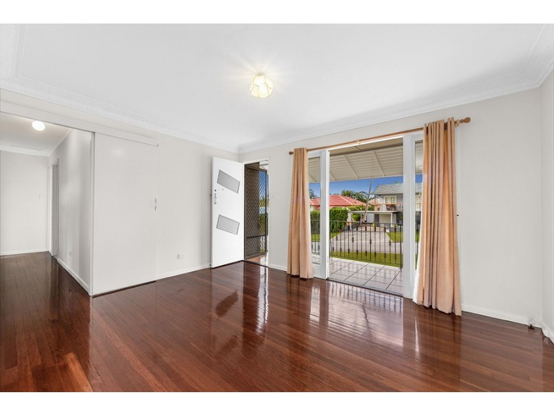 5 Enderby Street, Mount Gravatt East QLD 4122